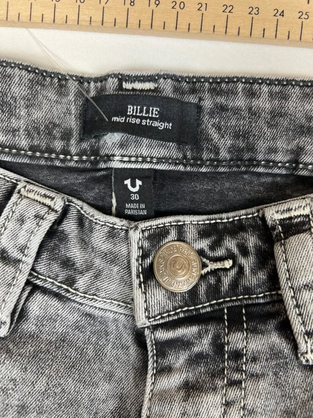 True Religion Womens Billie Mid Rise Straight Leg Acid Wash Grey Jeans Size 30 - Picture 6 of 12